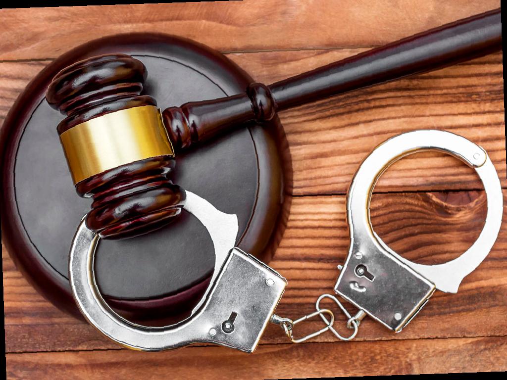 Мошенник из Мурманской области задержан в Сочи за продажу «воздуха» за 42 тысячи рублей