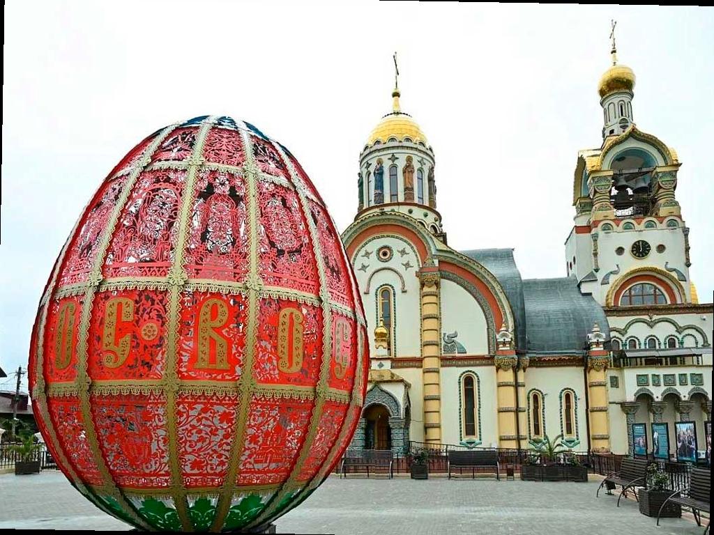 Торжественные Пасхальные богослужения в храмах Сочи