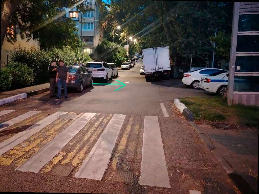 В Сочи мопедист без прав сбил шестилетнюю девочку