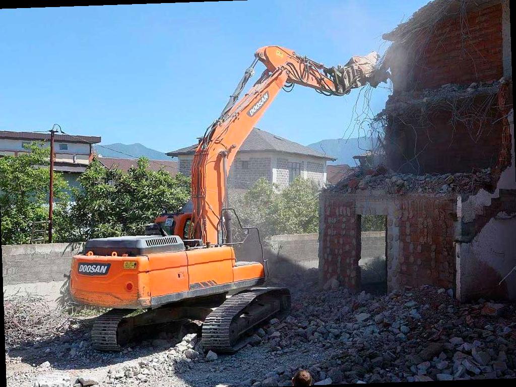 В Сочи планируют снести более 700 самостроев