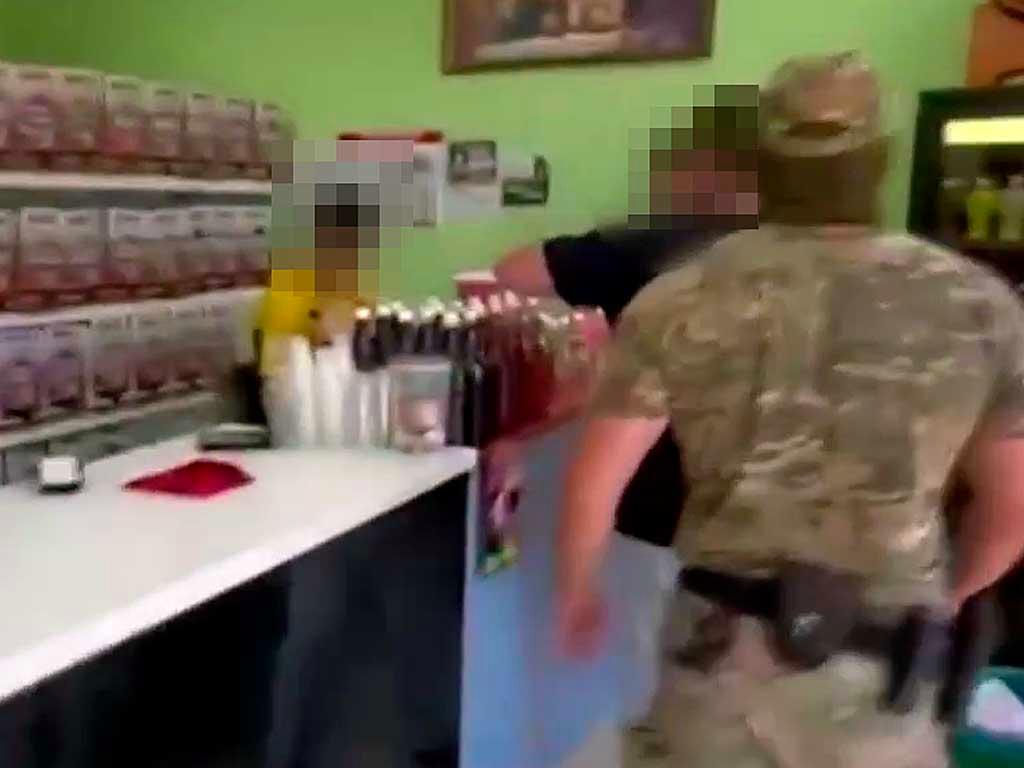 В Сочи изъяли 12 тонн контрафактного алкоголя