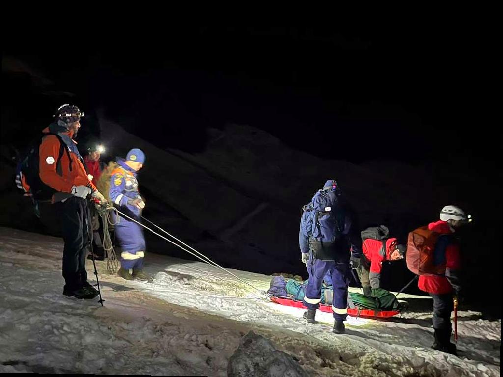 В горах Сочи спасли одинокую туристку