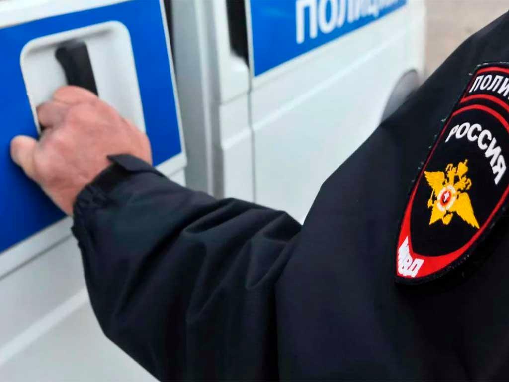 В Адлере поймали вора, который оставил улики на месте преступления