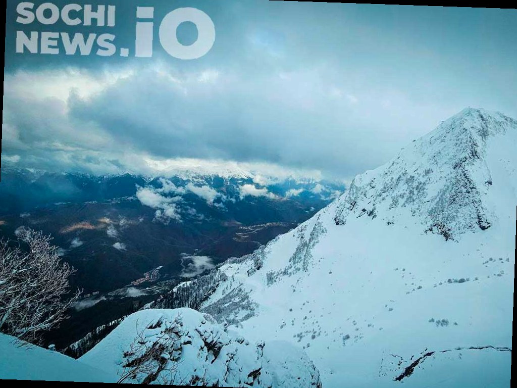 В Сочи предупреждают о шторме и лавиноопасности