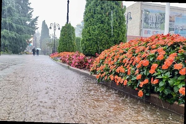 Ливни обрушатся на Сочи 30 марта: службы переведены в усиленный режим