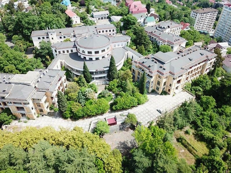 Права требования к застройщику курортного комплекса в Сочи выставили на торги за 6 миллиардов рублей