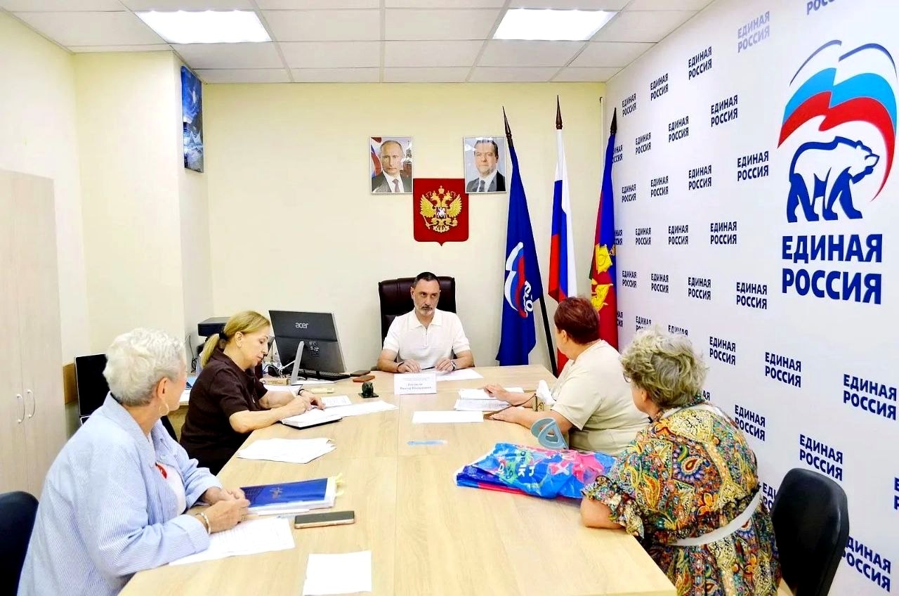 В Сочи состоялась встреча депутатов с жителями по вопросам местного значения